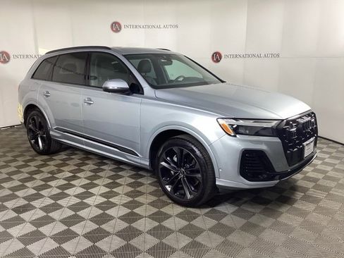 Certified 2025 Audi Q7 3.0T Premium Plus w/ Premium Plus Package image 3