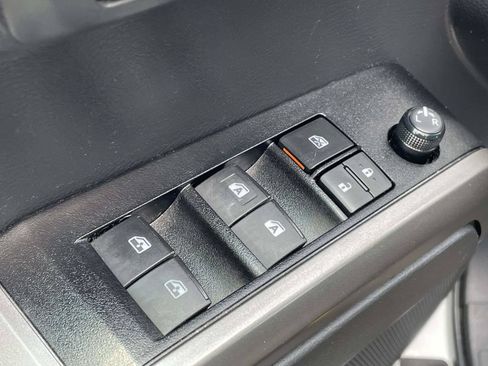 Used 2023 Toyota Tacoma SR5 RWD image 15