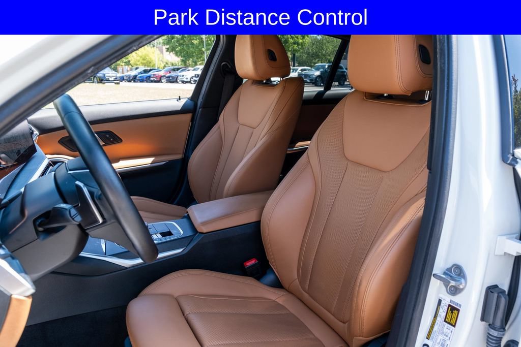 Used 2024 BMW 330i Sedan w/ Premium Package RWD image 13