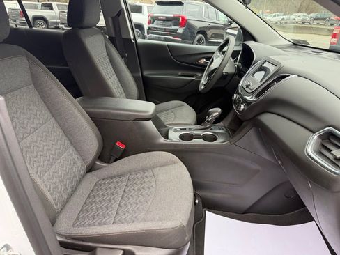 Used 2023 Chevrolet Equinox LT AWD/4WD image 38