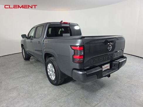 Used 2023 Nissan Frontier SV w/ SV Convenience Package image 8