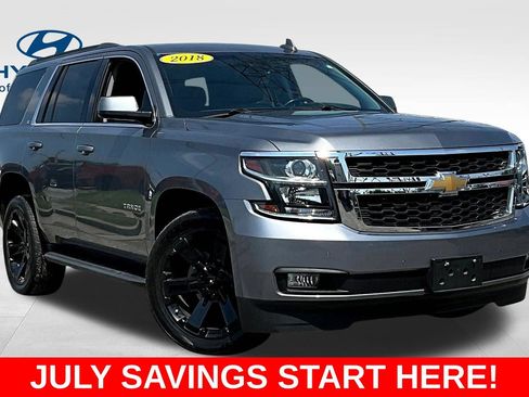Used 2018 Chevrolet Tahoe LT w/ Luxury Package RWD image 3