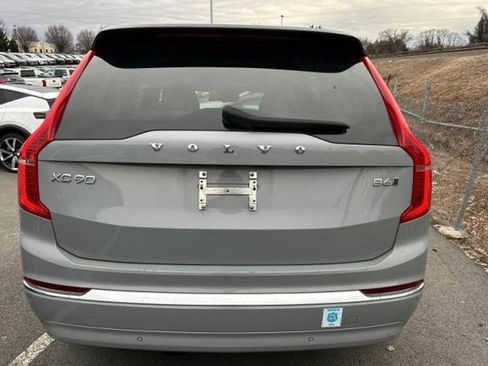 Certified 2024 Volvo XC90 B6 Plus image 6