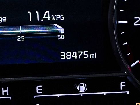 Used 2022 Kia Sorento LX image 30