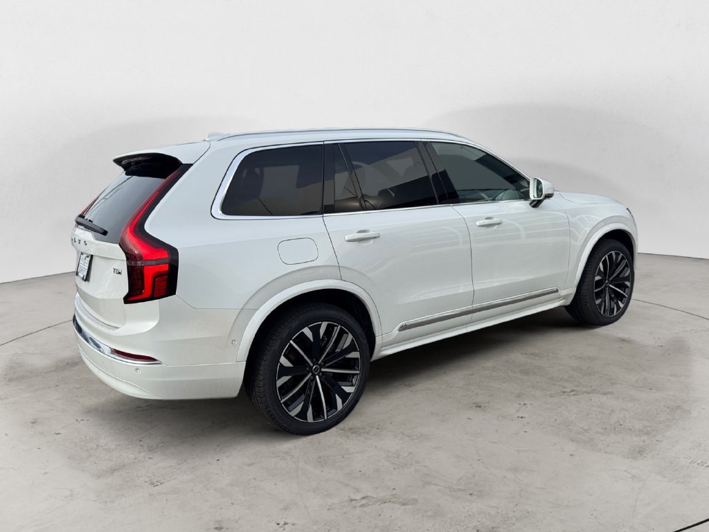 New 2026 Volvo XC90 T8 Plus w/ Protection Package Premier AWD/4WD image 7