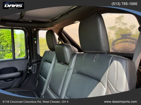 Used 2018 Jeep Wrangler Unlimited Rubicon AWD/4WD image 25