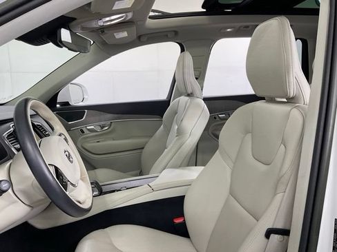 Certified 2023 Volvo XC90 B6 Plus w/ Protection Package Premier AWD/4WD image 28