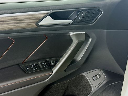 Used 2024 Volkswagen Tiguan Wolfsburg Edition image 24