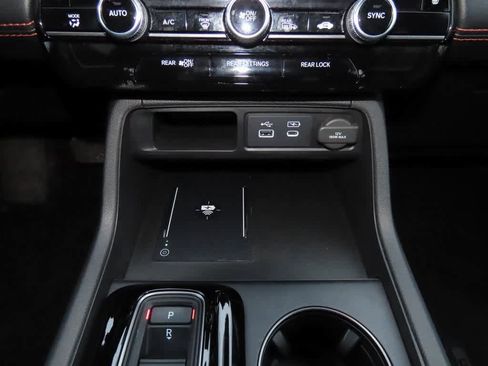 Certified 2023 Honda Pilot TrailSport image 25