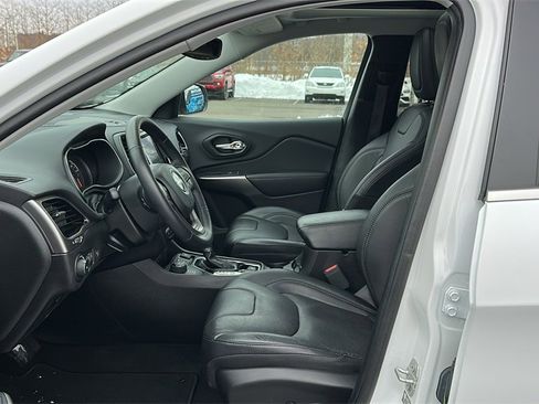 Used 2021 Jeep Cherokee Limited w/ Elite Package image 9