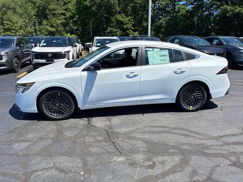 New 2026 Nissan Sentra SV w/ Floor Mat Package FWD image 4