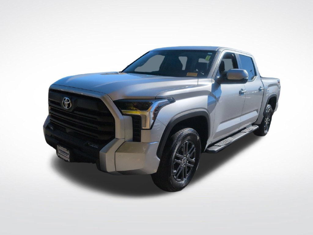 Used 2024 Toyota Tundra SR5 w/ SR5 Convenience Package AWD/4WD image 3