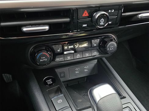 New 2026 Nissan Kicks SV image 17