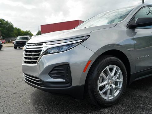 Used 2023 Chevrolet Equinox LS w/ LPO, Cargo Package FWD image 17