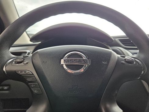 Used 2019 Nissan Murano S FWD image 29