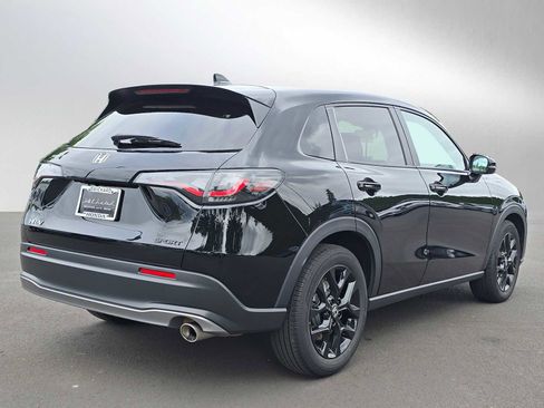 Used 2024 Honda HR-V Sport image 3