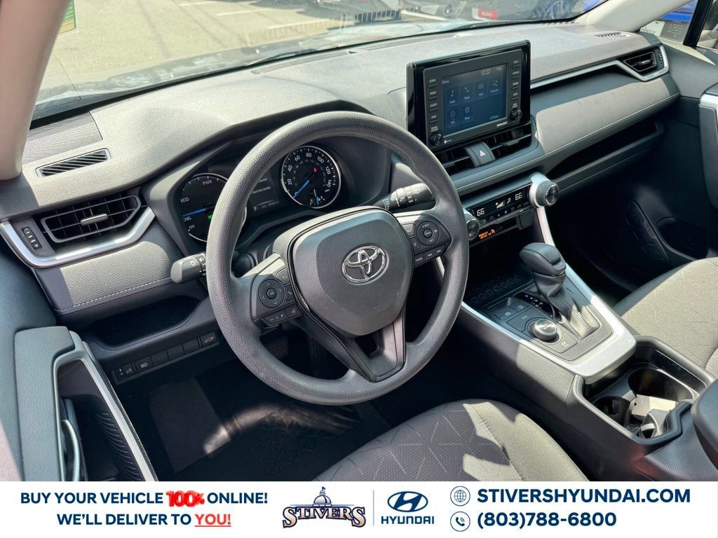 Used 2021 Toyota RAV4 XLE w/ Convenience Package AWD/4WD image 2