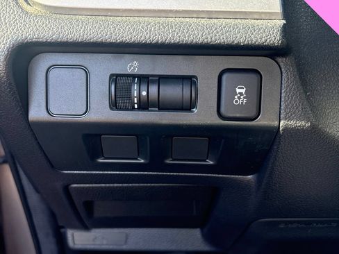 Used 2016 Subaru Forester 2.5i w/ Protection Package #1 AWD/4WD image 8