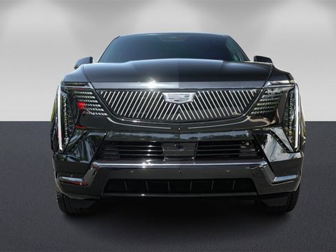 Used 2025 Cadillac Escalade IQ Sport 2 w/ LPO, ONYX Package image 8