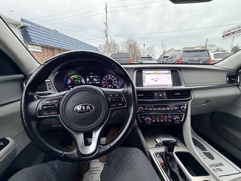 Used 2017 Kia Optima EX FWD image 26