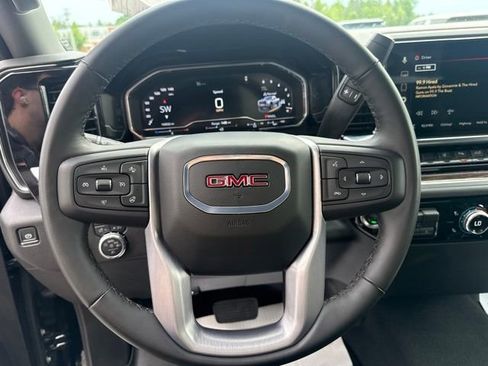 Used 2025 GMC Sierra 3500 SLE w/ SLE Convenience Package AWD/4WD image 23