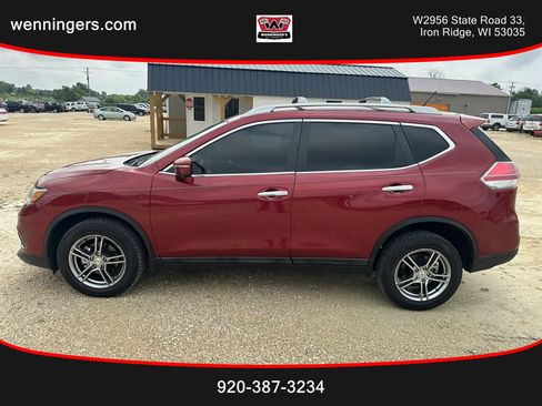 Used 2015 Nissan Rogue SV w/ SV Premium Package AWD/4WD image 1