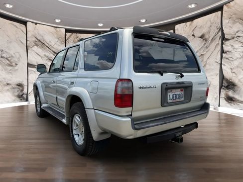 Used 2000 Toyota 4Runner Limited image 7