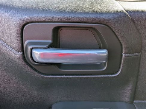 Used 2021 Chevrolet Silverado 1500 LT Trail Boss w/ Convenience Package II image 29