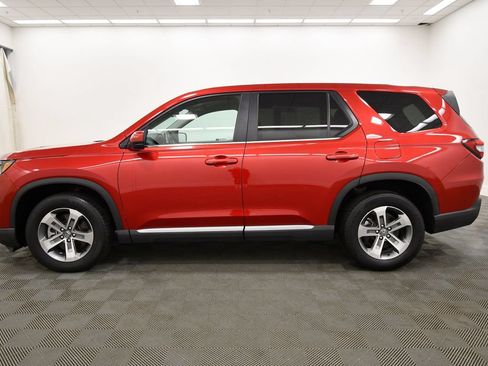 Certified 2023 Honda Pilot EX-L image 4