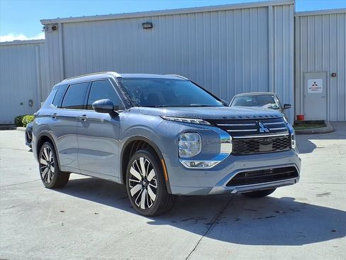 Used 2026 Mitsubishi Outlander SEL FWD image 5