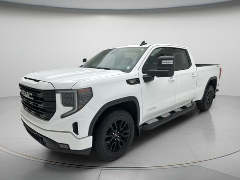 Used 2024 GMC Sierra 1500 Elevation w/ X31 Off-Road Package AWD/4WD image 3
