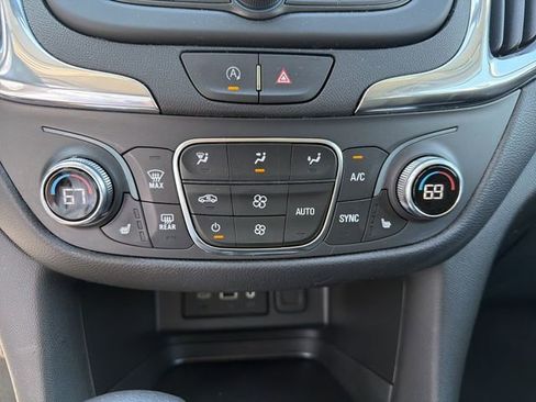 Certified 2022 Chevrolet Equinox LT FWD image 20