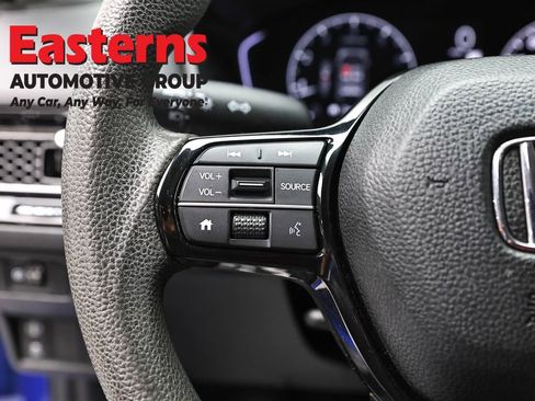 Used 2023 Honda Civic LX image 15