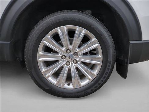 Used 2023 Ford Explorer King Ranch w/ Technology Package image 24