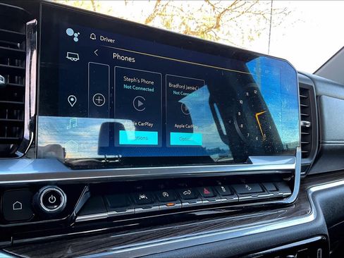 Used 2024 Chevrolet Silverado 1500 LT Trail Boss w/ Dark Appearance Package image 34