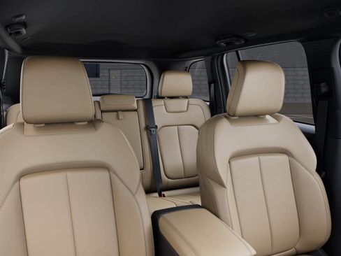 New 2025 Jeep Grand Cherokee Limited image 26