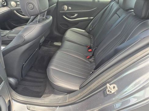 Used 2021 Mercedes-Benz E 350 4MATIC Sedan image 17