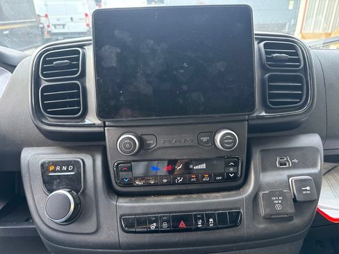 Used 2024 RAM ProMaster 3500 w/ Delivery Van Package FWD image 16
