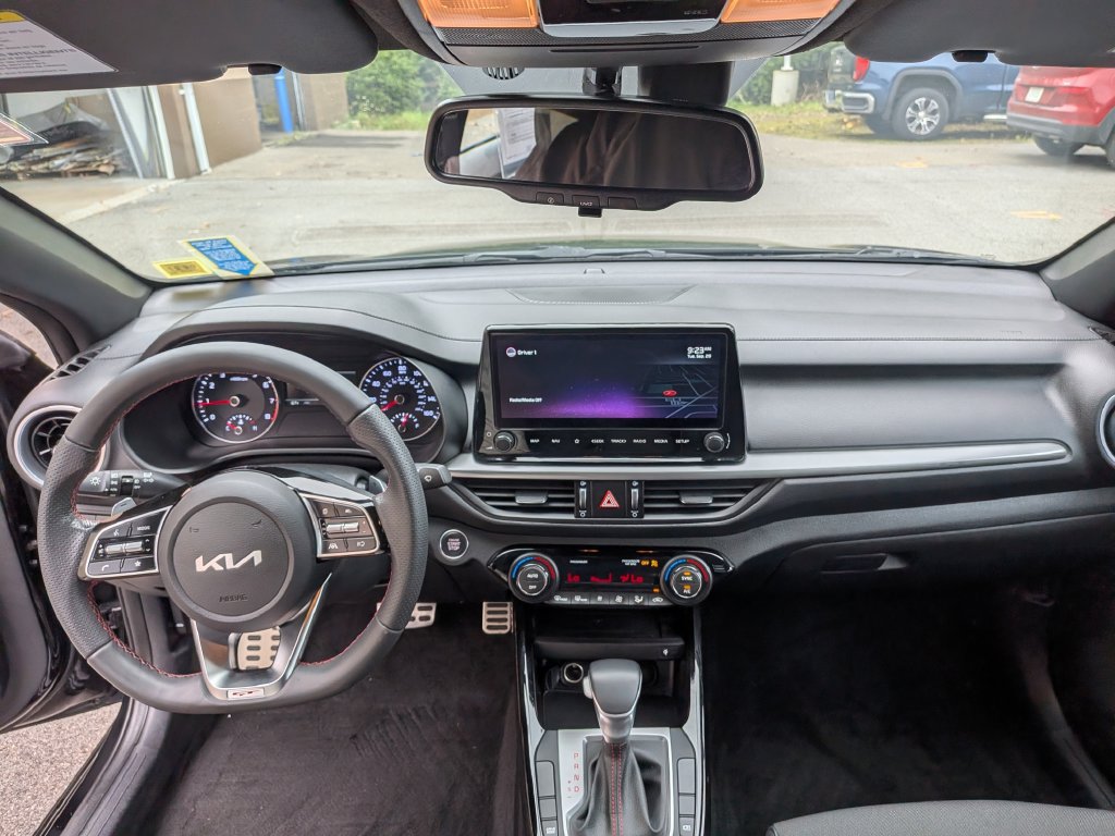 Used 2022 Kia Forte GT FWD image 7