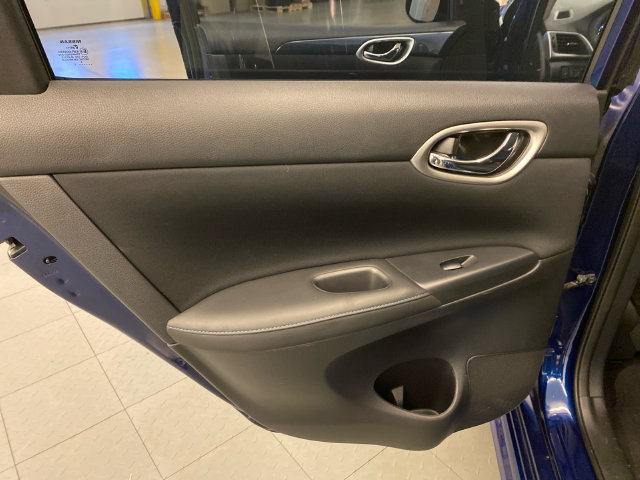 Used 2017 Nissan Sentra SR w/ Driver's Assist Package FWD image 25