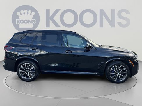 Used 2024 BMW X5 xDrive40i w/ M Sport Package AWD/4WD image 8