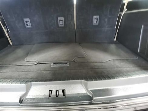 Used 2024 Ford Expedition Max XLT image 6