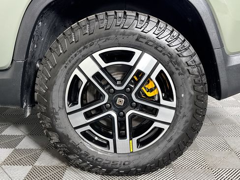 Used 2022 Rivian R1T Launch Edition image 34