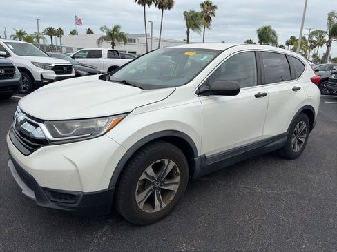Used 2018 Honda CR-V LX image 3