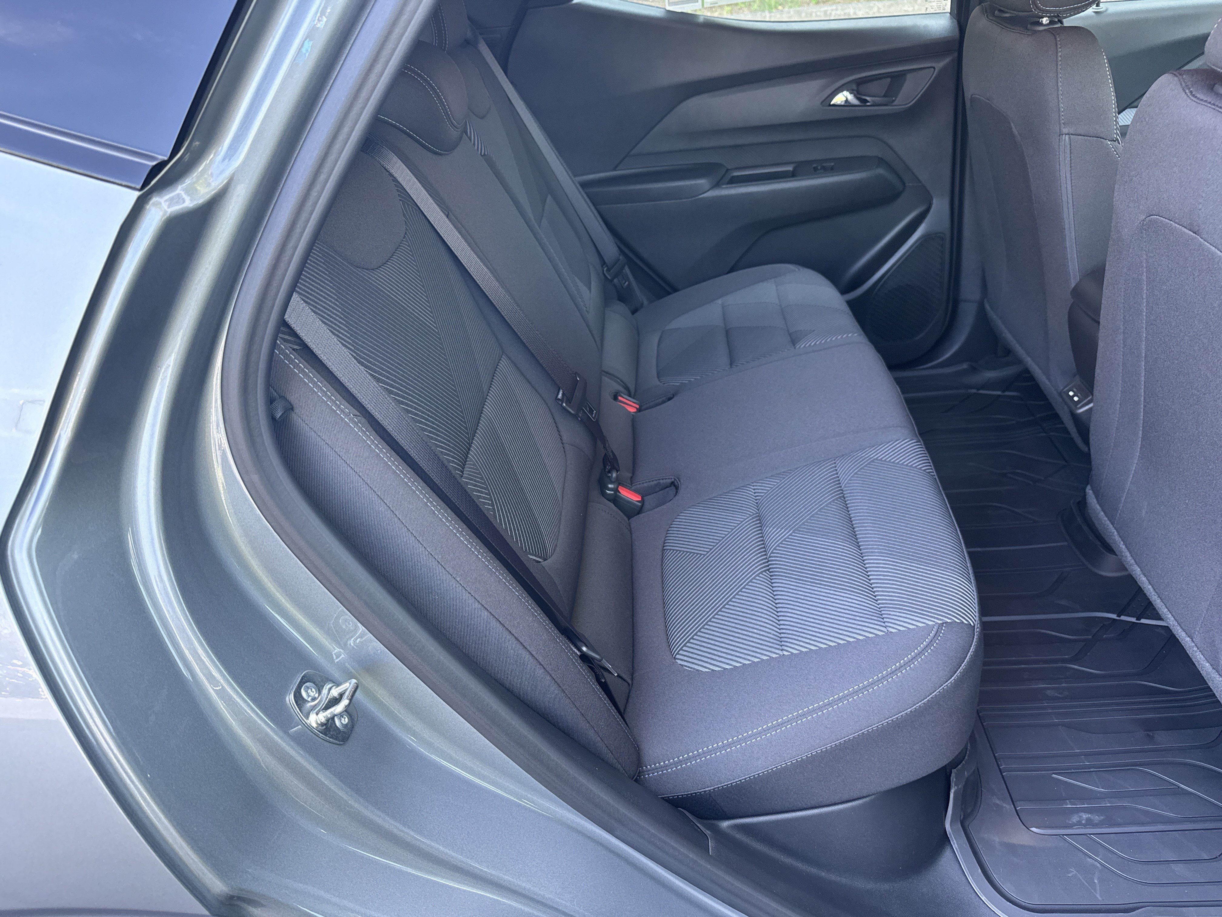 New 2027 Chevrolet Bolt LT FWD image 15