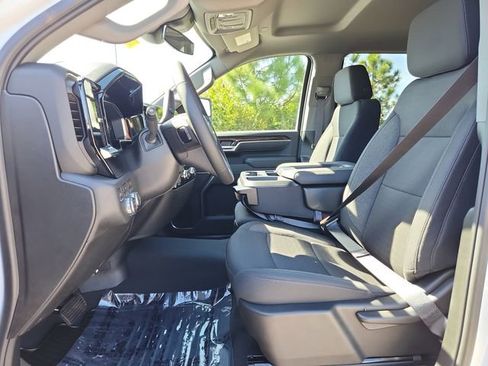 New 2026 GMC Sierra 2500 SLE image 15