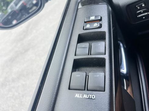 Used 2022 Toyota 4Runner TRD Off-Road Premium AWD/4WD image 23