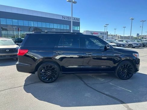 Used 2020 Lincoln Navigator Reserve w/ Equipment Group 208A Reserve AWD/4WD image 13