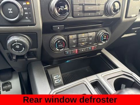 Used 2018 Ford F150 Raptor w/ Equipment Group 802A Luxury image 21