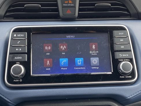 Certified 2025 Nissan Versa SV w/ Trunk Package image 7